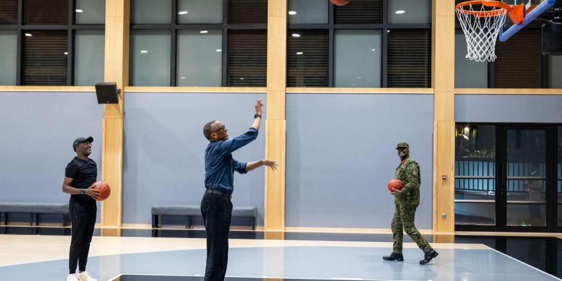 Muhoozi Meets President Kagame