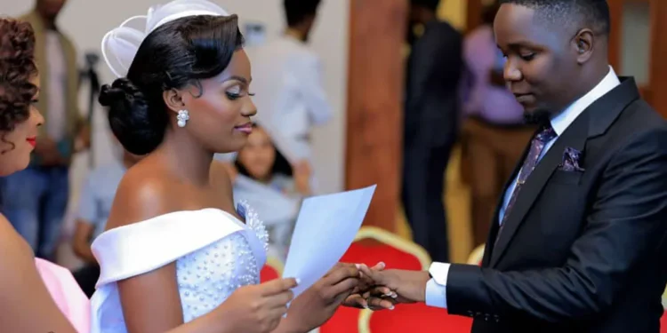 Joan Mulungi & Buule
